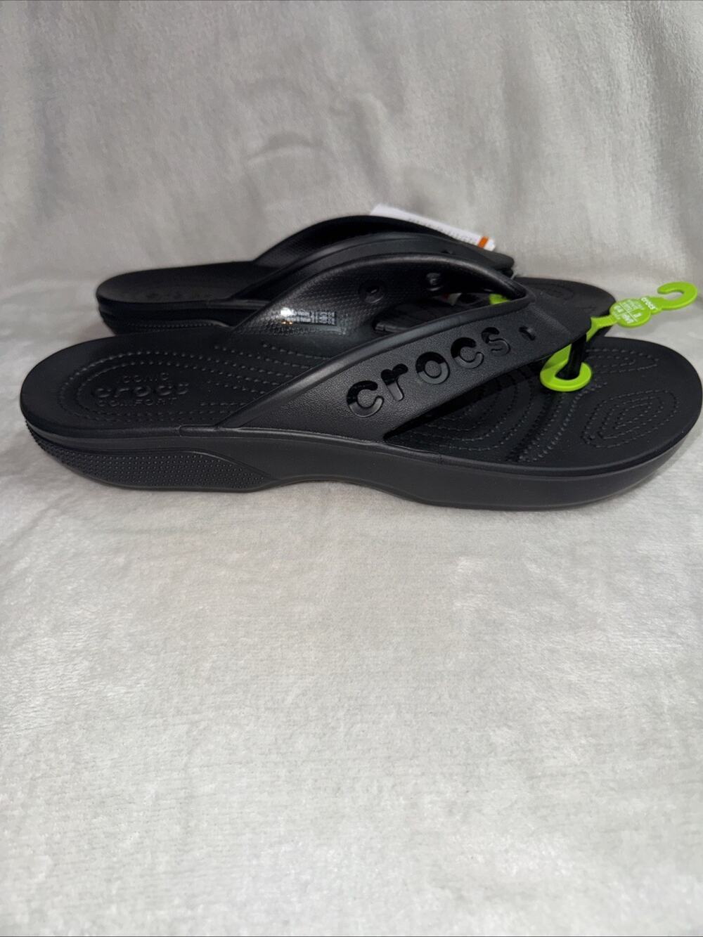 CROCS NEW Baya II Flip Mens 10 Womens 12 Black Comfort Flip Flops Sandals Beach